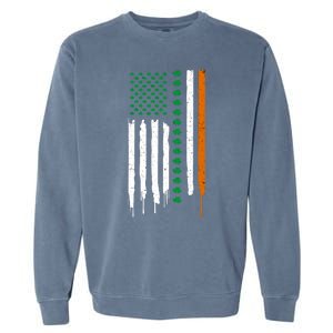 St Patrick's Day: Irish American Flag Gift Cute Gift Garment-Dyed Sweatshirt