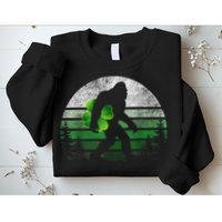 St Patricks Day Bigfoot Irish Shamrock Sasquatch Clover Leaf Sweatshirt