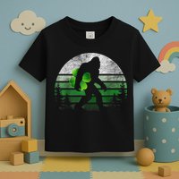 St Patricks Day Bigfoot Irish Shamrock Sasquatch Clover Leaf Toddler T-Shirt