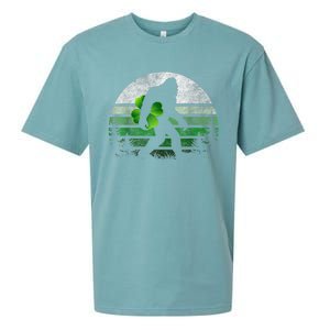 St Patricks Day Bigfoot Irish Shamrock Sasquatch Clover Leaf Sueded Cloud Jersey T-Shirt