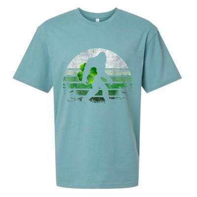 St Patricks Day Bigfoot Irish Shamrock Sasquatch Clover Leaf Sueded Cloud Jersey T-Shirt
