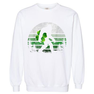 St Patricks Day Bigfoot Irish Shamrock Sasquatch Clover Leaf Garment-Dyed Sweatshirt