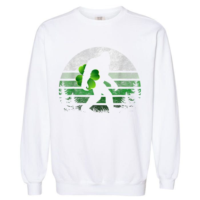 St Patricks Day Bigfoot Irish Shamrock Sasquatch Clover Leaf Garment-Dyed Sweatshirt