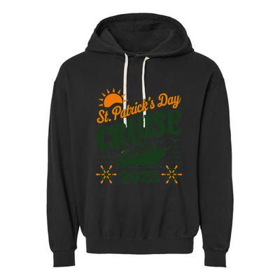St Patrick’S Day Cruise Squad 2025 Family Matching Fun Garment-Dyed Fleece Hoodie