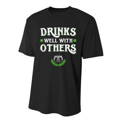 Drinks Well With Others St Patricks Day, Funny St Patricks Day, St Patricks Day Drinking Team Youth Performance Sprint T-Shirt