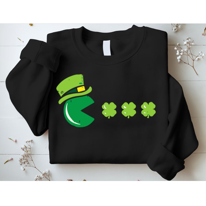 St Patricks Day Eating Shamrock Retro Gamer Sweatshirt