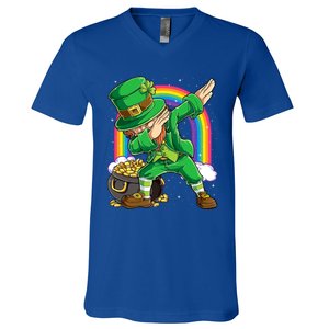 St Patricks Day Dabbing Leprechaun Funny Dab Dance Cool Gift V-Neck T-Shirt