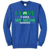 St Patricks Day Love Mom Play Video Games Saint Paddy's Day Great Gift Sweatshirt