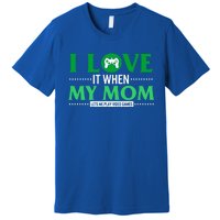 St Patricks Day Love Mom Play Video Games Saint Paddy's Day Great Gift Premium T-Shirt