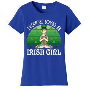 St Patricks Day Everyone Loves An Irish Yoga Gift Women's T-Shirt