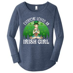 St Patricks Day Everyone Loves An Irish Yoga Gift Women's Perfect Tri Tunic Long Sleeve Shirt