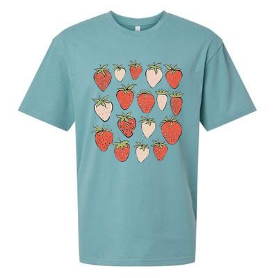 Strawberry Pattern Fruitarian Berry Strawberries Fruit Lover Sueded Cloud Jersey T-Shirt