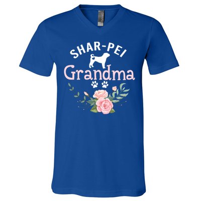 Shar Pei Grandma Funny Gift Mom Cute Dog Lover Christmas Gift V-Neck T-Shirt