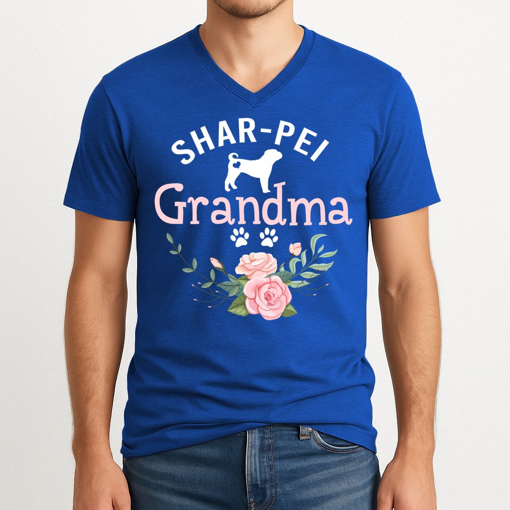 Shar Pei Grandma Funny Gift Mom Cute Dog Lover Christmas Gift V-Neck T-Shirt