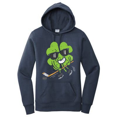 Shamrock Playing Ice Hockey St Patricks Day Cute Gift Women's Pullover Hoodie