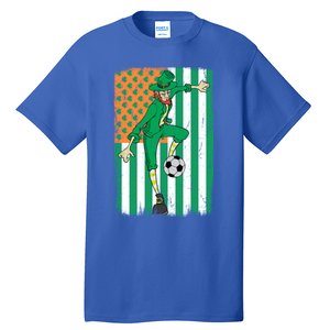 Soccer Player Leprechaun Irish American Flag St Patricks Day Cool Gift Tall T-Shirt