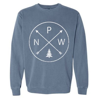 Simple Pacific Northwest Accessory Arrows Pine Tree PNW Garment-Dyed Sweatshirt