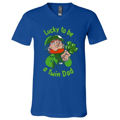 St Patrick`s Patricks Father`s Day Lucky To Be A Twin Dad Meaningful Gift V-Neck T-Shirt