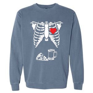 Skeleton Pregnancy Pizza Beer Xray Halloween Soon Dad Sweatshirt Garment-Dyed Sweatshirt