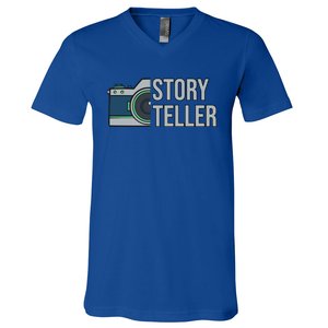 Storyteller Photography Quote Saying Camera For Photographer Gift V-Neck T-Shirt