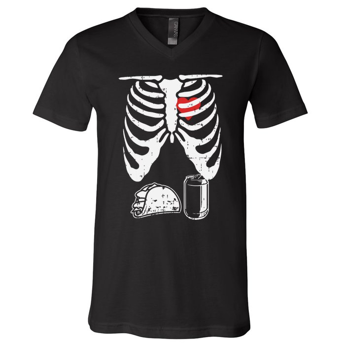 Skeleton Pregnancy Taco Beer Xray Halloween Soon Dad. V-Neck T-Shirt