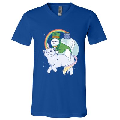 St Patricks Unicorn Cat Wearing Leprechaun Cat Cute Funny Gift V-Neck T-Shirt