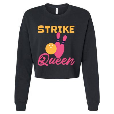 Strike Queen Bowling Team Bowler Gift Cropped Pullover Crew