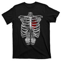 Skeleton Rib Cage Full Of Beer Funny Halloween Costume T-Shirt