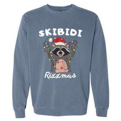 Ski.Bidi Rizz.Mas Christmas Raccoon With Santa Hat Funny Xmas Garment-Dyed Sweatshirt