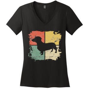 Square Retro Dachshund Owner Gift Dog Parent Dad Doxie Mom Women's V-Neck T-Shirt