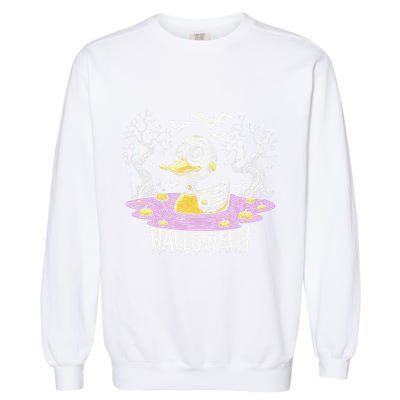 Spooky Rubber Duck Halloween Custome Cool Duckling Lover Garment-Dyed Sweatshirt