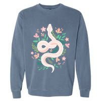 Snake Reptile Flowers Poisonous Python Cobra Animal Gift Garment-Dyed Sweatshirt
