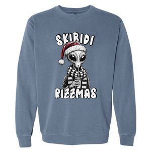 Skibid.I Rizzmas Funny Santa Alien Xmas Garment-Dyed Sweatshirt