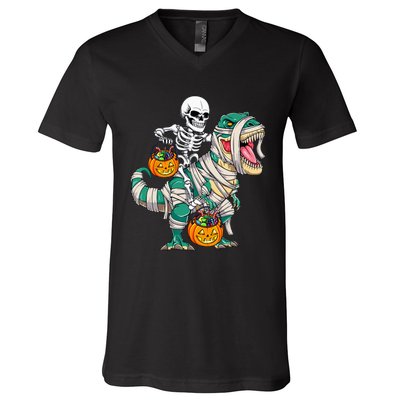 Skeleton Riding Mummy Dinosaur T Rex Kids Funny Halloween V-Neck T-Shirt