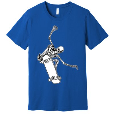 Skeleton Riding On Skateboard Halloween Gift Premium T-Shirt