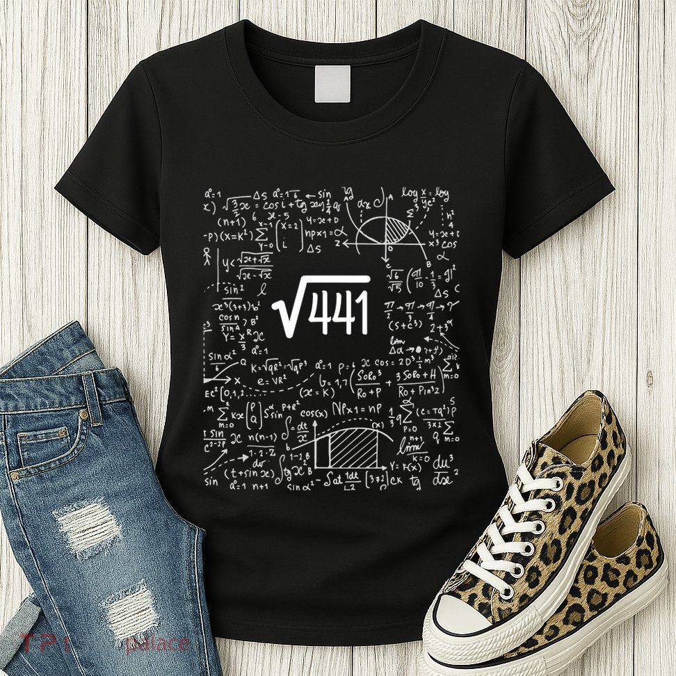 Square Root Of 441 Birthday Gift 21 Year Old Math Womens T-Shirt