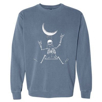 Skeleton Rock On Moon Spooky Halloween Rock Bands Concerts Garment-Dyed Sweatshirt