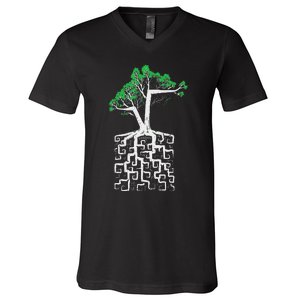 Square Root Pun With A Tree And Math V-Neck T-Shirt