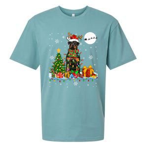 Santa Reindeer Rottweiler Christmas Tree Lights Dog Owner Gift Sueded Cloud Jersey T-Shirt