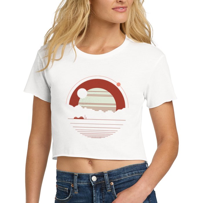 Solitude Red Sun Women's Crop Top Tee