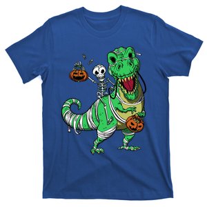 Skeleton Riding T Rex Dinosaur Halloween Funny Great Gift T-Shirt