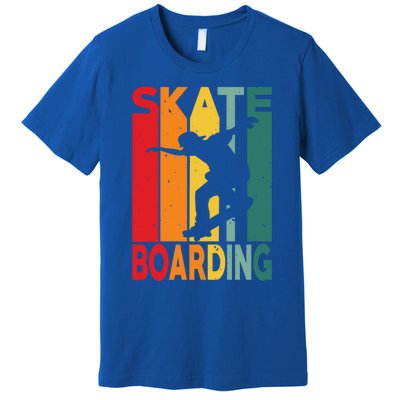 Skateboarder Retro Vintage Design Skateboarding Gift Premium T-Shirt