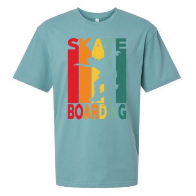 Skateboarder Retro Vintage Design Skateboarding Gift Sueded Cloud Jersey T-Shirt