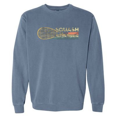 Squash Racket Vintage Squash Lover Funny Sports Enthusiast Garment-Dyed Sweatshirt