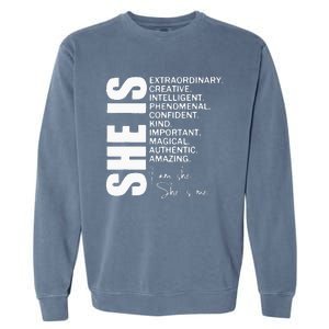 She Remembered Who She Was And The Game Changed Women Girls Garment-Dyed Sweatshirt