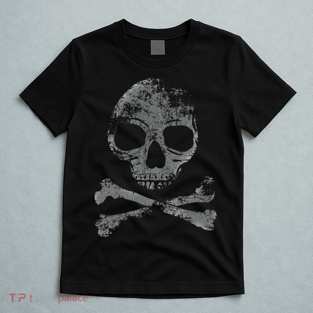 Scary Skull And Crossbones Grunge Style Gothic Creepy Spooky T-Shirt