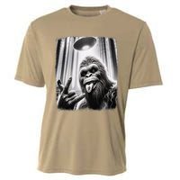 Sasquatch Selfie Big Foot Rock On Ufo Alien Funny 0hjxk2 Cooling Performance Crew T-Shirt