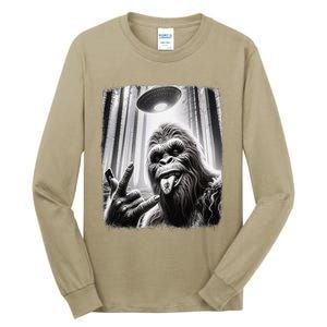 Sasquatch Selfie Big Foot Rock On Ufo Alien Funny 0hjxk2 Tall Long Sleeve T-Shirt