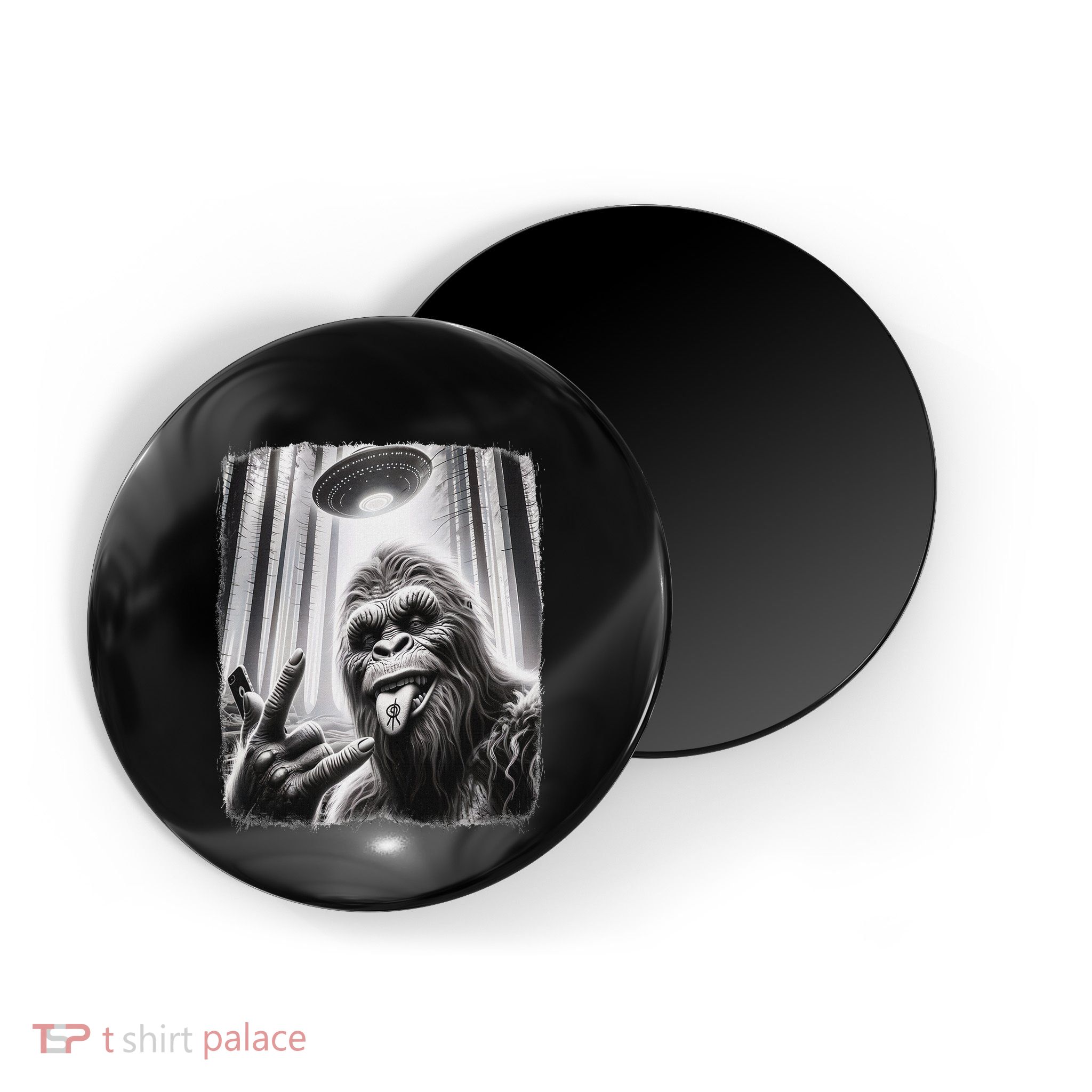 Sasquatch Selfie Big Foot Rock On Ufo Alien Magnet