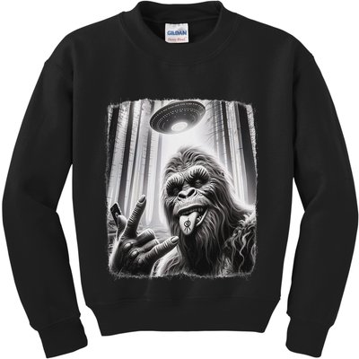Sasquatch Selfie Big Foot Rock On Ufo Alien Kids Sweatshirt